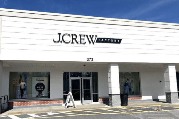 J.Crew Factory exterior